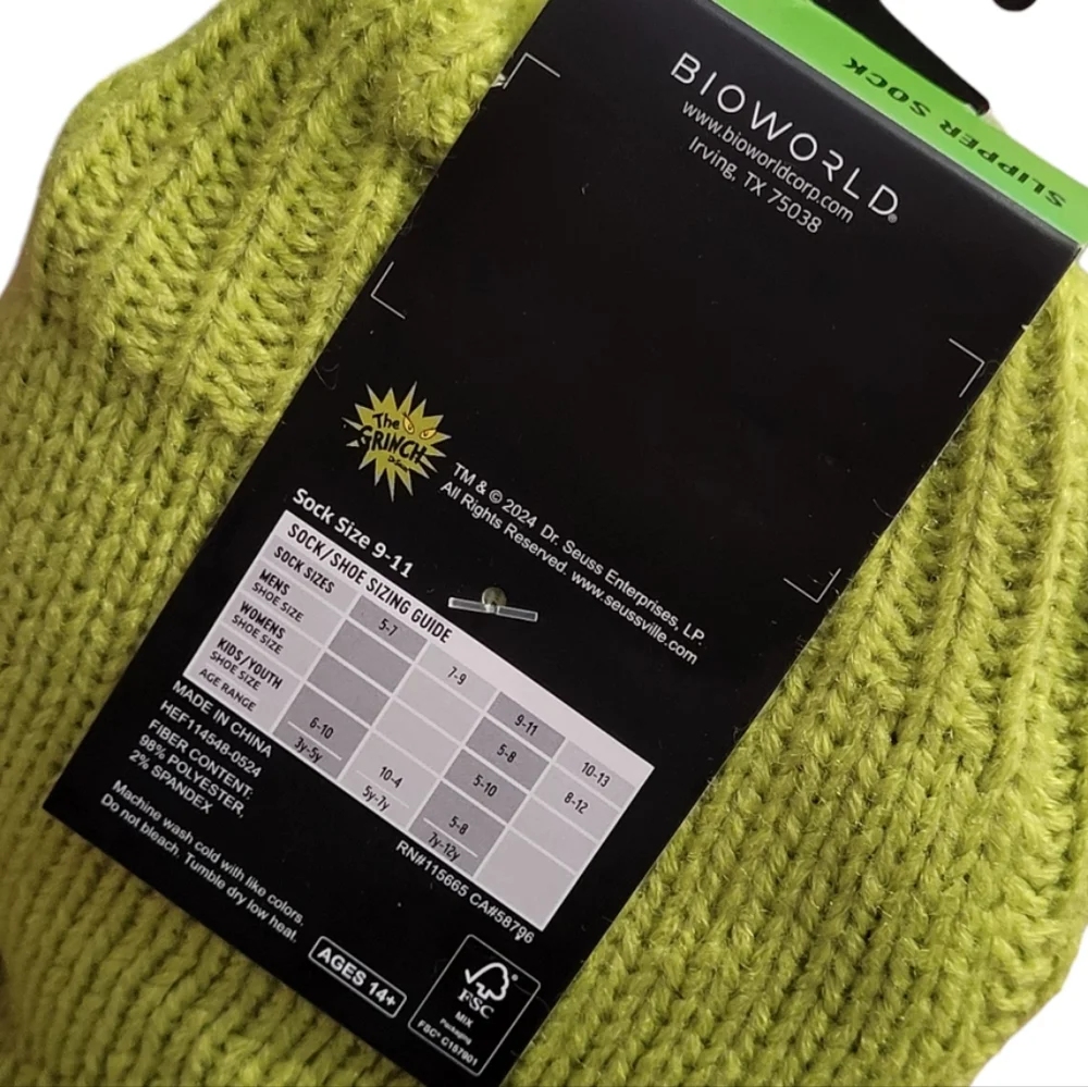 Bioworld Grinch Sherpa Lined Santa Hat Knit Slipper Socks NWT (Shoe 5-10)